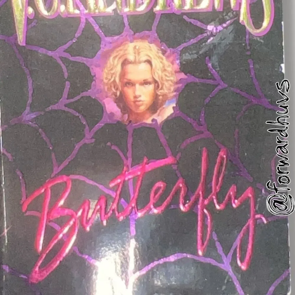 V.C. Andrews Butterfly Special Orphans Book 1 First Printing 1998 Paperback